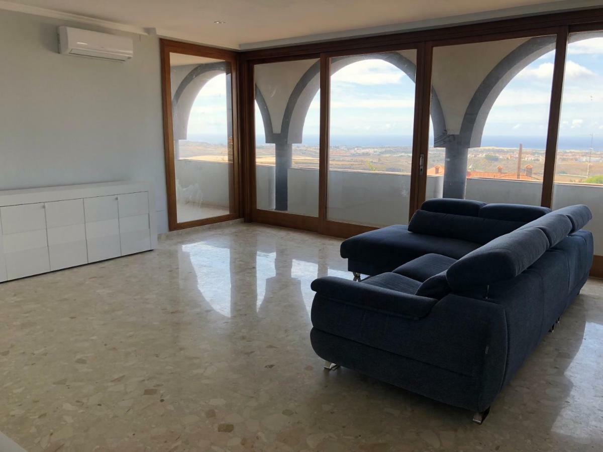 Villa Beatriz Салобре Экстерьер фото