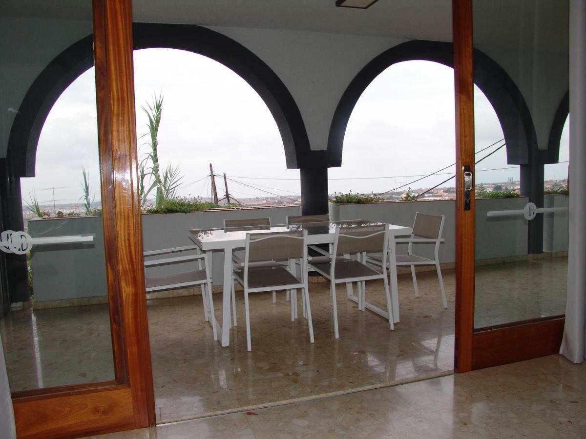 Villa Beatriz Салобре Экстерьер фото